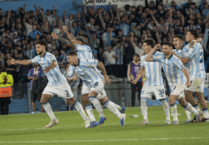 Racing avanzó por penales y se cruzará con Boca en semifinales