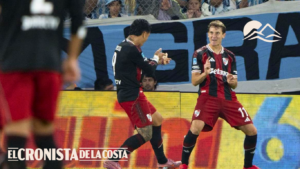 River le ganó 2-0 a Racing en Avellaneda y se mantiene como escolta en la Zona B