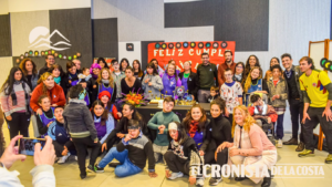 El Centro Educativo MIRLO celebró sus 36 años con música, reencuentros y emoción en Villa de Merlo
