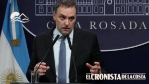 Manuel Adorni presentó su declaración jurada y admitió: “Ahorramos toda la vida en negro”