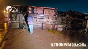 Volcó un camión en la Autopista de las Serranías Puntanas y hubo demoras en el tránsito