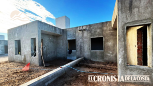 Avanza la construcción de 32 viviendas en Villa Larca, Papagayos y Naschel