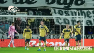 Batacazo histórico: Riestra goleó 3-0 a Boca en el debut del Torneo Clausura