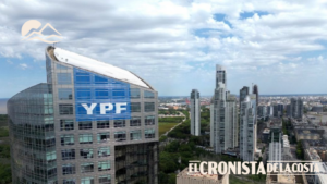 YPF presentó el mayor proyecto de inversión bajo el RIGI: destinará USD 51.000 millones para exportar gas de Vaca Muerta