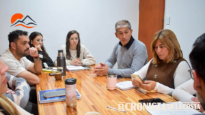 Avanzan las gestiones para mejorar el acceso y la circulación en el barrio 272