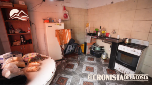 Geriátrico clandestino en Santa Fe: una ex empleada denunció hambre, sarna, amenazas y retención de tarjetas de los adultos mayores