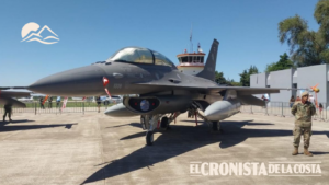 Seis nuevos F-16 ya vuelan rumbo a Argentina: con este lote la Fuerza Aérea llegará a 12 cazas